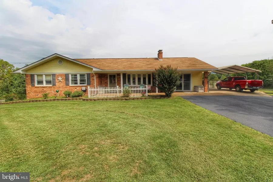 155 CUBBAGE RD, Stanley, VA 22851