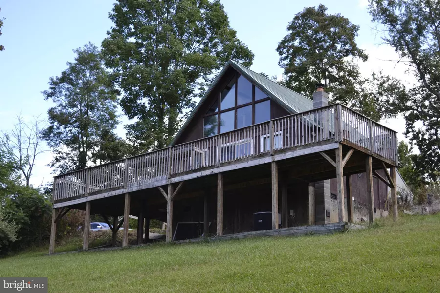 1056 OVERLOOK MOUNTAIN RD, Elkton, VA 22827