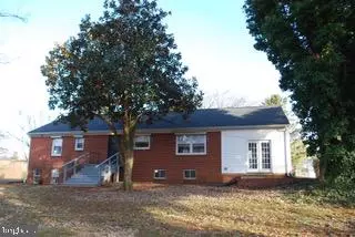 Luray, VA 22835,12 SPRINGCREST DR