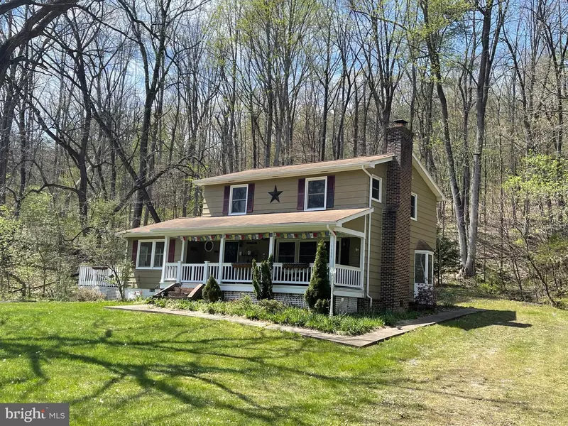 1688 CROSS MOUNTAIN RD, Luray, VA 22835