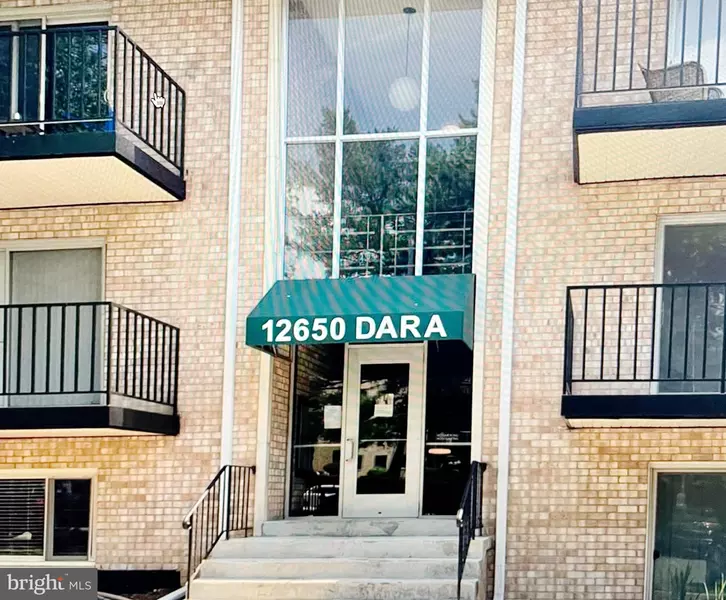 12650 DARA DR #304, Woodbridge, VA 22192