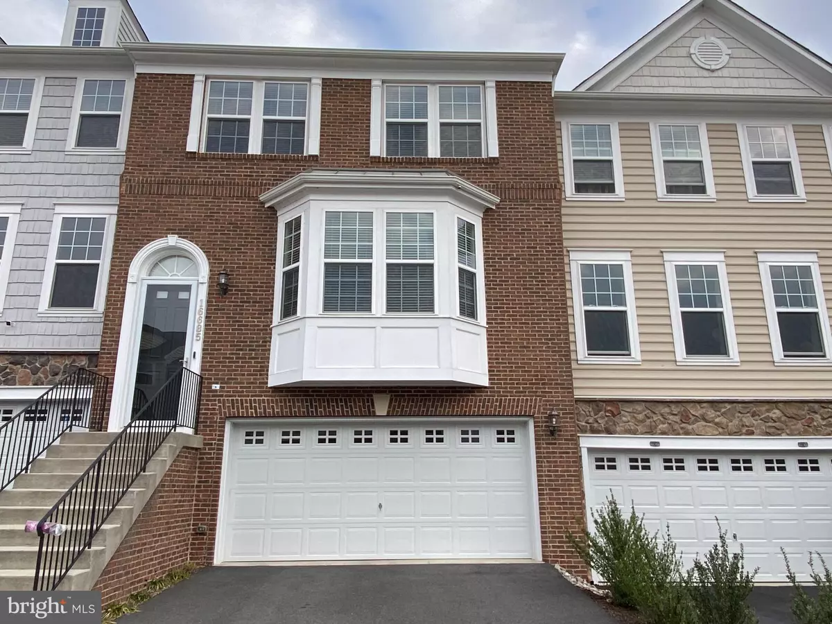 Woodbridge, VA 22191,16685 DANRIDGE MANOR DR