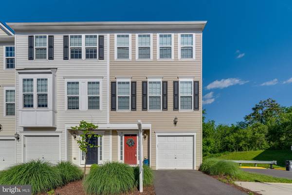 8327 HERITAGE CROSSING CT, Manassas, VA 20109