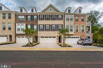 61-7968 TURTLE CREEK CIR #61, Gainesville, VA 20155