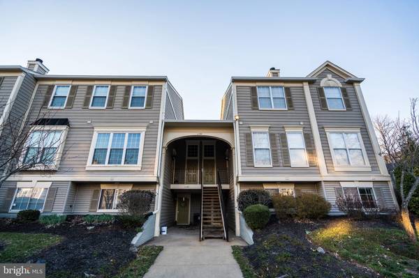 11192 RIENZI PL #202, Manassas, VA 20109