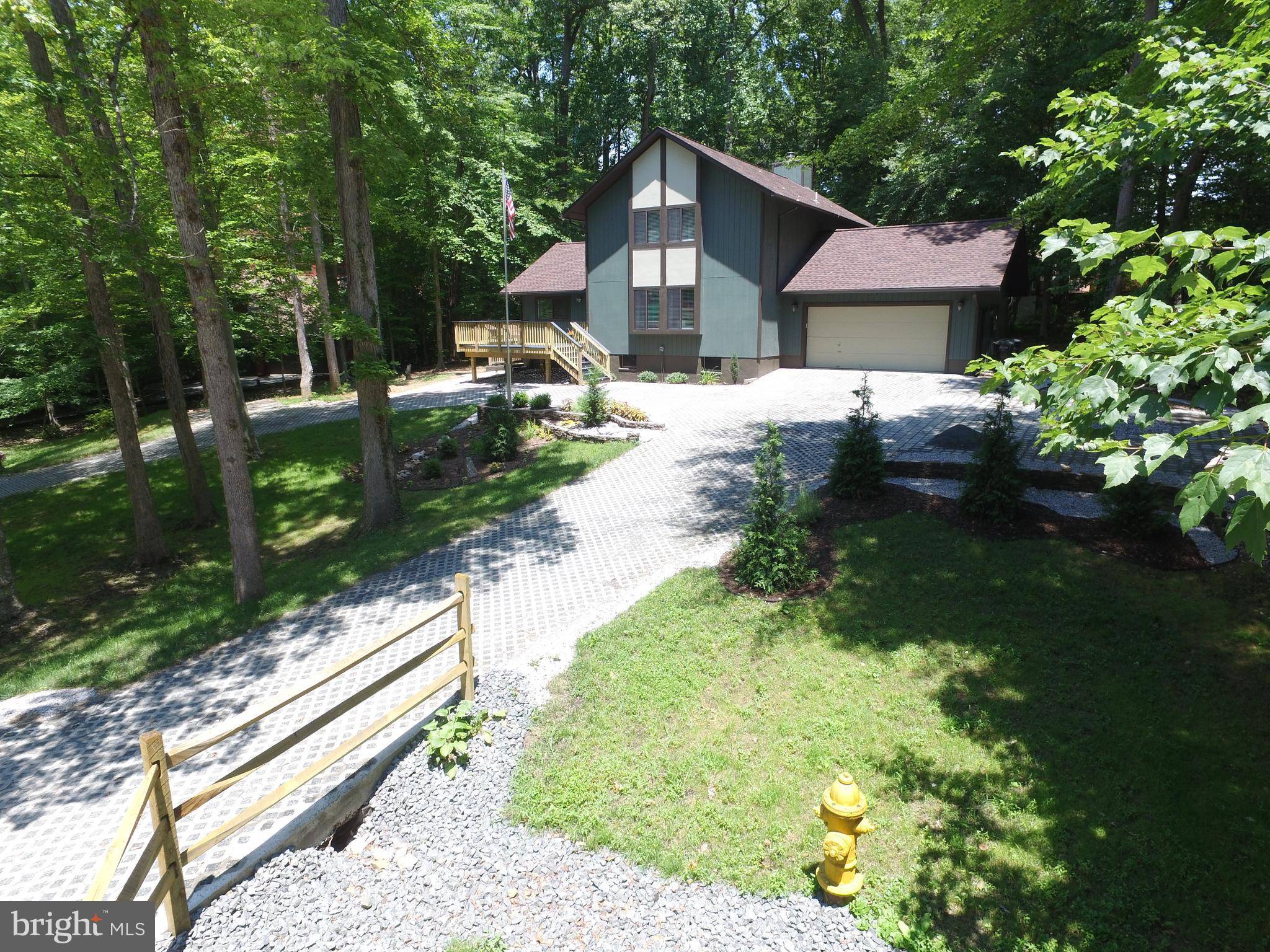 Manassas, VA 20112,6202 BLOSSOM LN