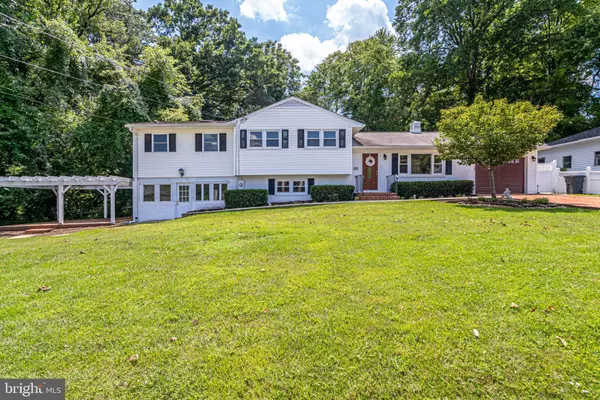 102 POPLAR LN, Occoquan, VA 22125