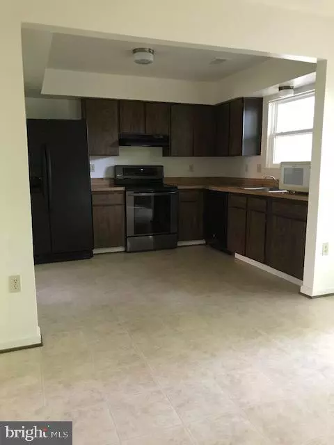 Woodbridge, VA 22192,2849 BURGUNDY PL #4