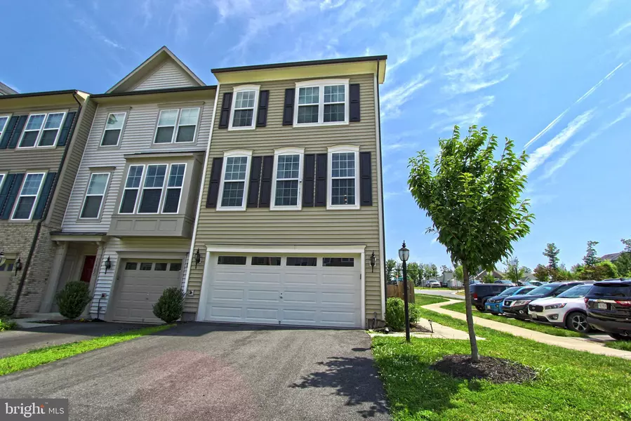 11900 WATERTON LAKE LN, Bristow, VA 20136