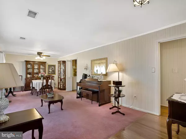 Woodbridge, VA 22192,13004 COLBY DR