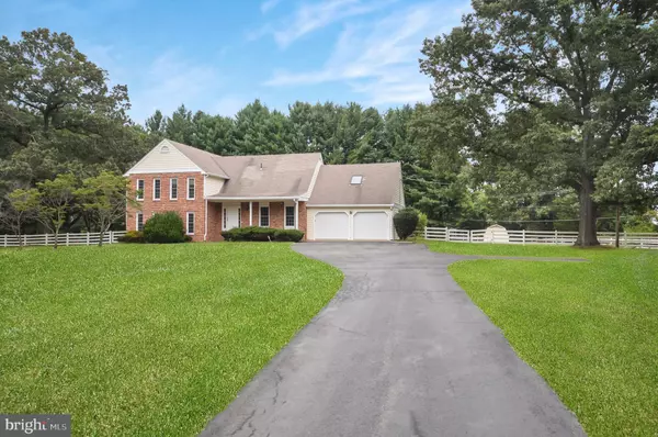 14200 VINT HILL RD, Nokesville, VA 20181