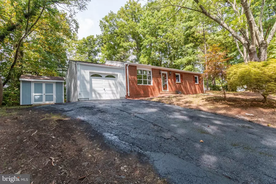 3612 LIONS FIELD RD, Triangle, VA 22172