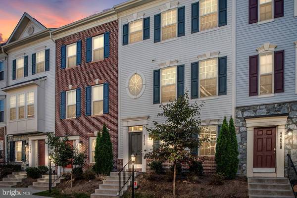 4502 POTOMAC HIGHLANDS CIR #83, Triangle, VA 22172