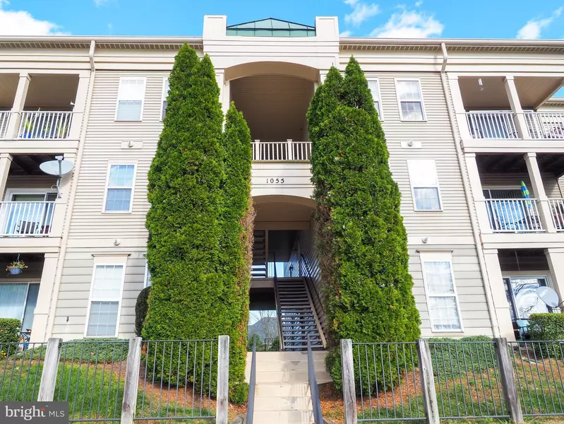 1055 GARDENVIEW LOOP #403, Woodbridge, VA 22191