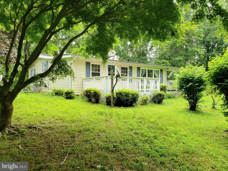 132 ASHBY RD NE, Sperryville, VA 22740