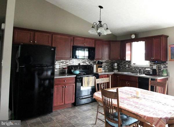 Maurertown, VA 22644,118 SILVER CT