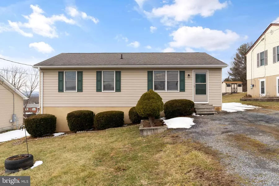 355 CRIM DR, Strasburg, VA 22657