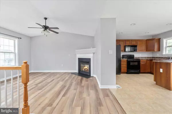 Strasburg, VA 22657,523 THOMPSON ST