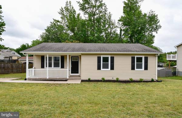 10302 HILLSIDE LN, Fredericksburg, VA 22408