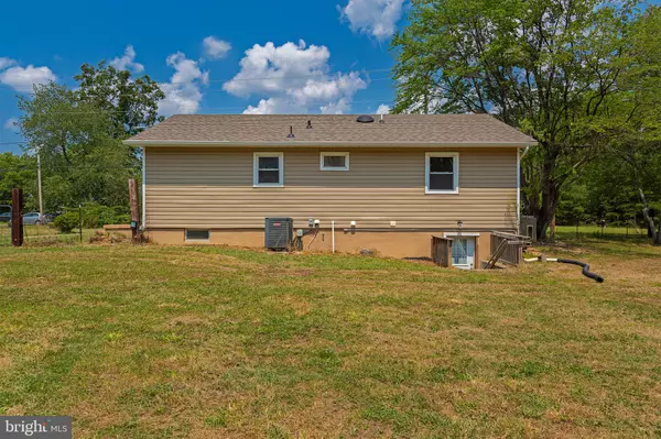 Fredericksburg, VA 22408,4614 MASSAPONAX CHURCH RD