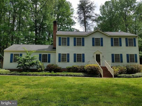 310 WOODFIELD DR, Spotsylvania, VA 22553