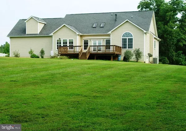 Mineral, VA 23117,15603 CEDAR TREE CT