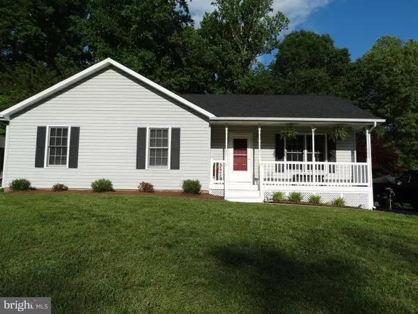 11104 ASCOT CIR, Fredericksburg, VA 22407