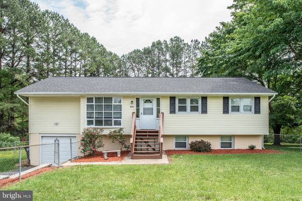 9610 RAPIDAN DR, Fredericksburg, VA 22407