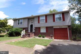 11717 EISENHOWER LN, Fredericksburg, VA 22407