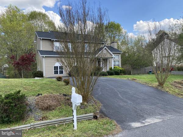 4208 MANETTE DR, Fredericksburg, VA 22408