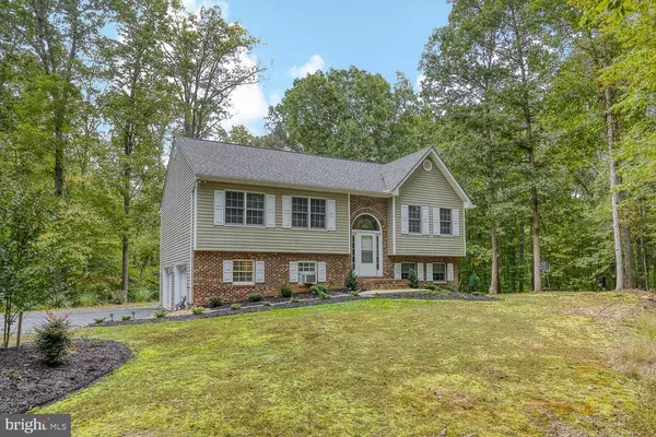 4 RIDGEVIEW CIR, Fredericksburg, VA 22406