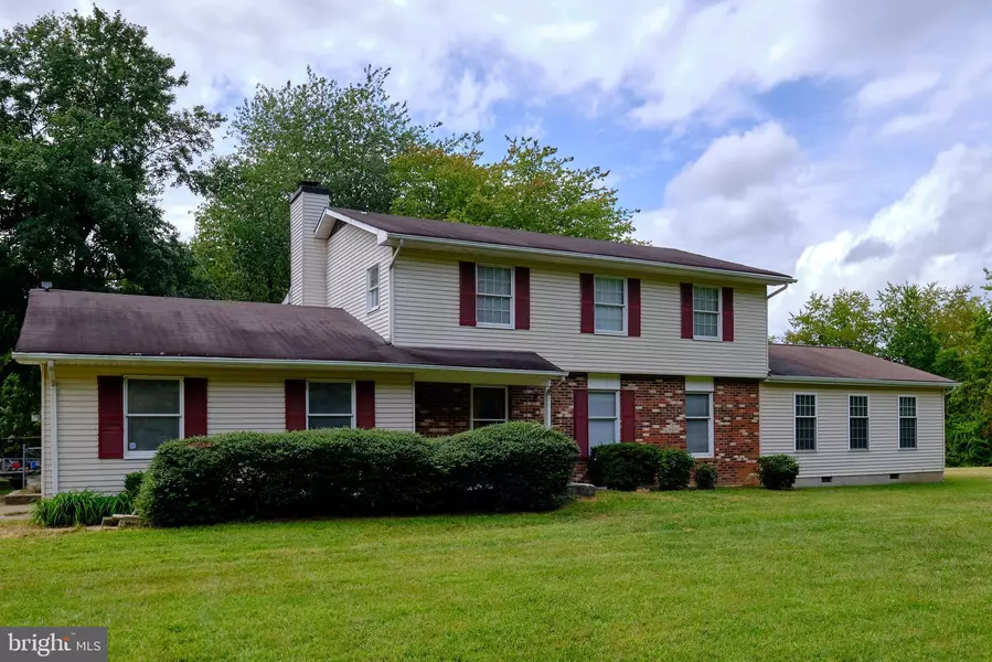 8 JASON LN, Stafford, VA 22554