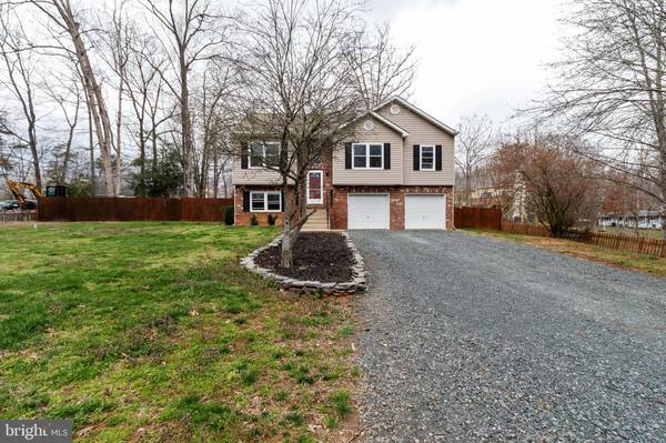 141 HOLLY DR, Stafford, VA 22556