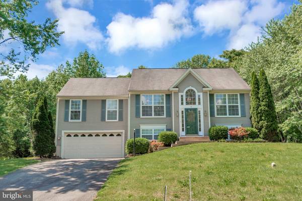 12 FALLING WATER CT, Fredericksburg, VA 22405