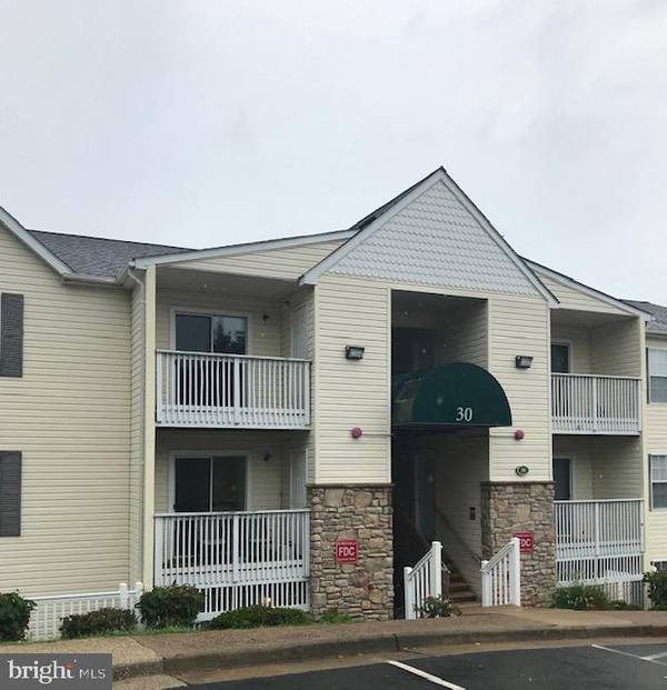 30 WILD OAK LN #301, Stafford, VA 22554