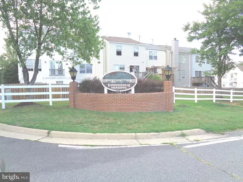 302 GROSVENOR LN #202, Stafford, VA 22556