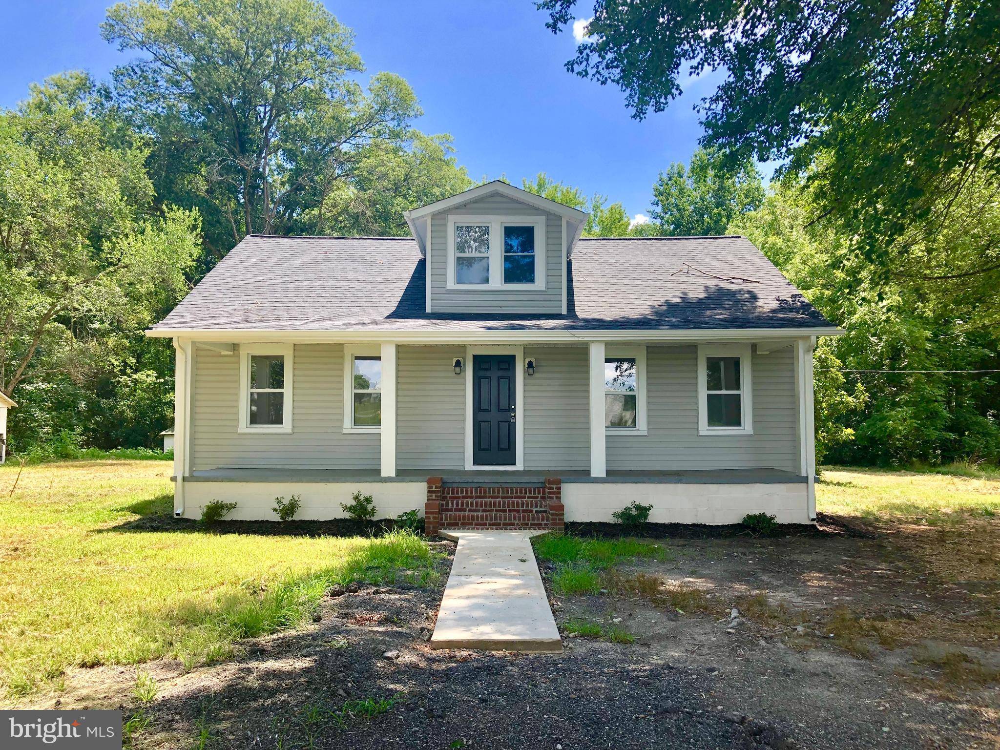 550 HOLLYWOOD FARM RD, Fredericksburg, VA 22405