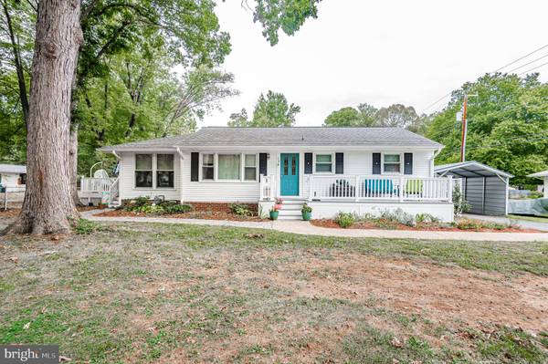 38 JEFFERSON ST, Fredericksburg, VA 22405