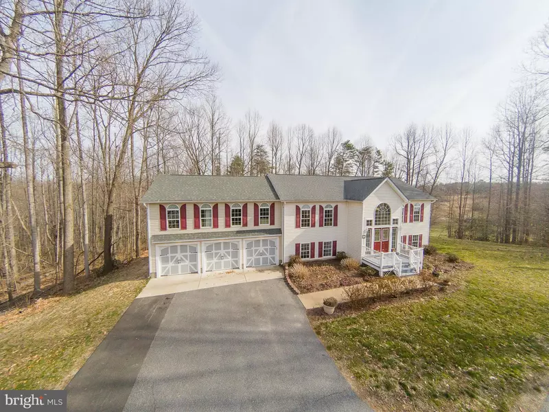 40 KNOTSANCHOR LN, Fredericksburg, VA 22405