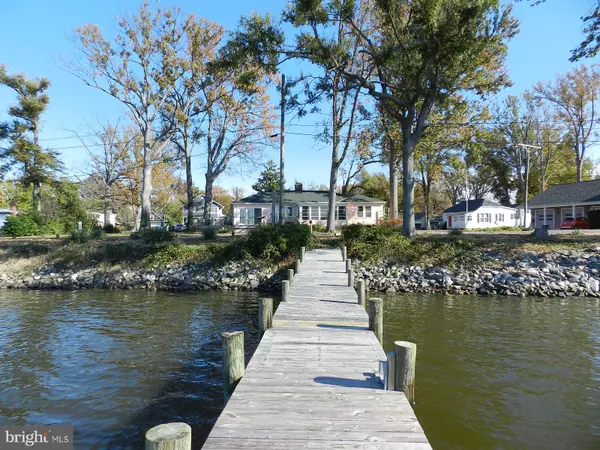 Colonial Beach, VA 22443,1124 MONROE BAY AVE