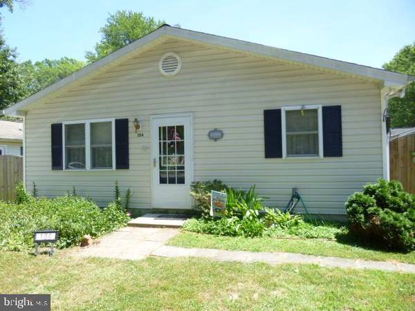 104 8TH ST, Colonial Beach, VA 22443