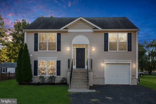 214 SANTA MARIA, Colonial Beach, VA 22443