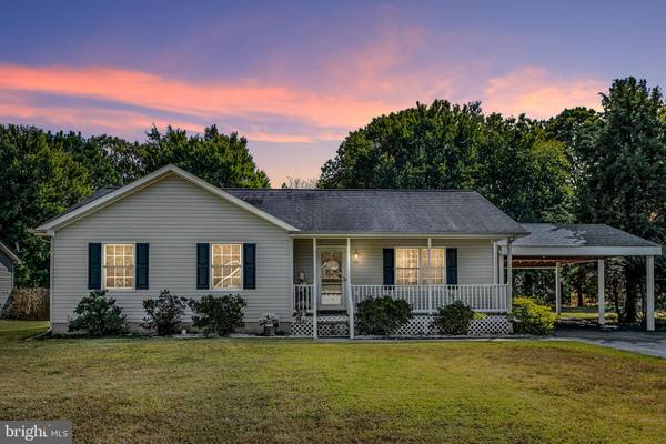 218 MEADOW AVE, Colonial Beach, VA 22443