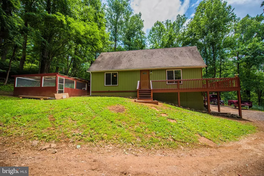 71 JERICHO RD, Linden, VA 22642