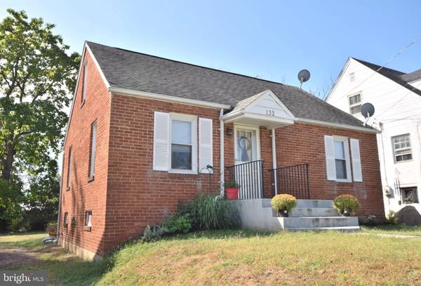 132 W 12TH ST, Front Royal, VA 22630