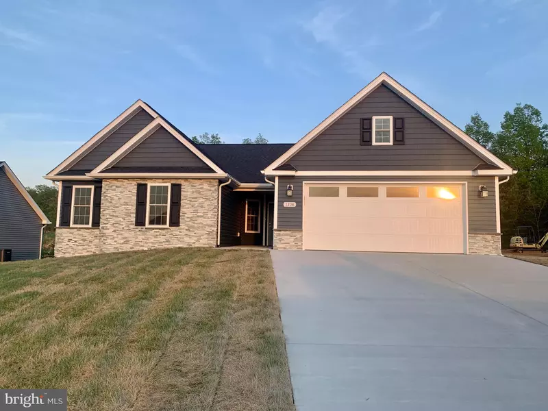 1999 HAPPY RIDGE DR, Front Royal, VA 22630