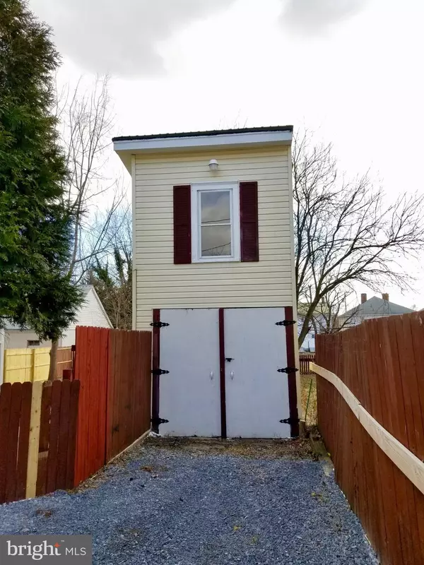 Martinsburg, WV 25401,418 VIRGINIA AVE