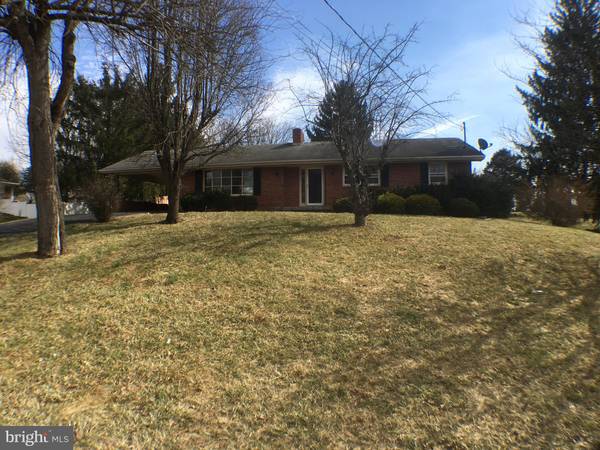 153 TAMMY LN, Martinsburg, WV 25405