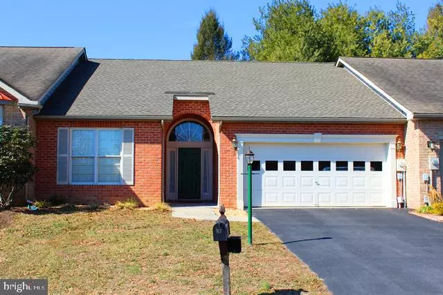 57 RADCLIFF LN, Falling Waters, WV 25419