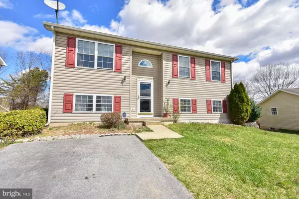 49 PLUTO PLACE, Martinsburg, WV 25405